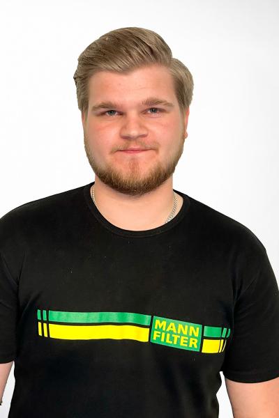 Robin_IMG_7747_fix.jpg